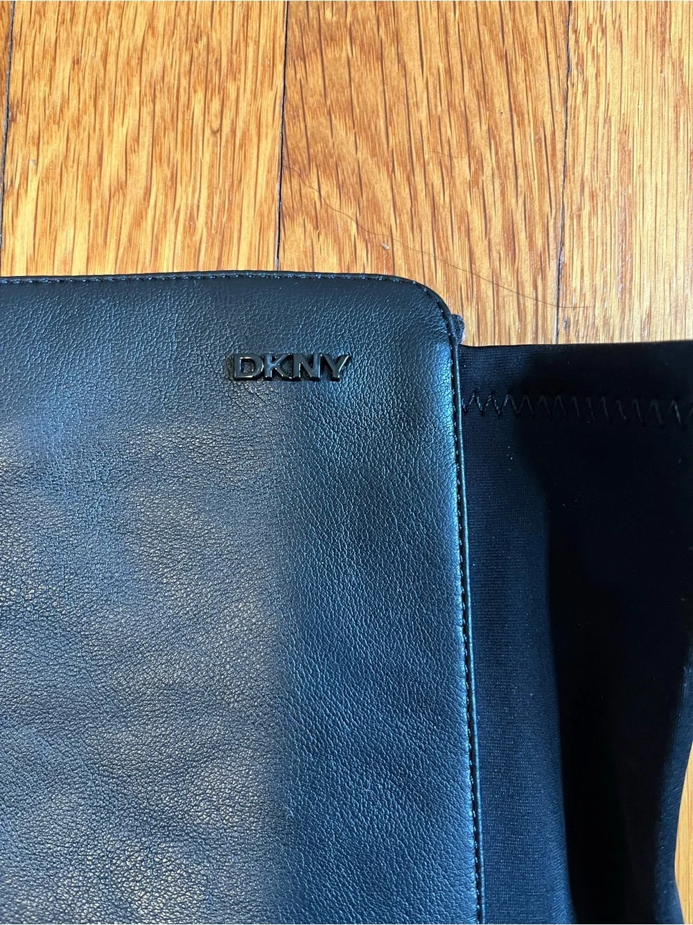 Dkny no box